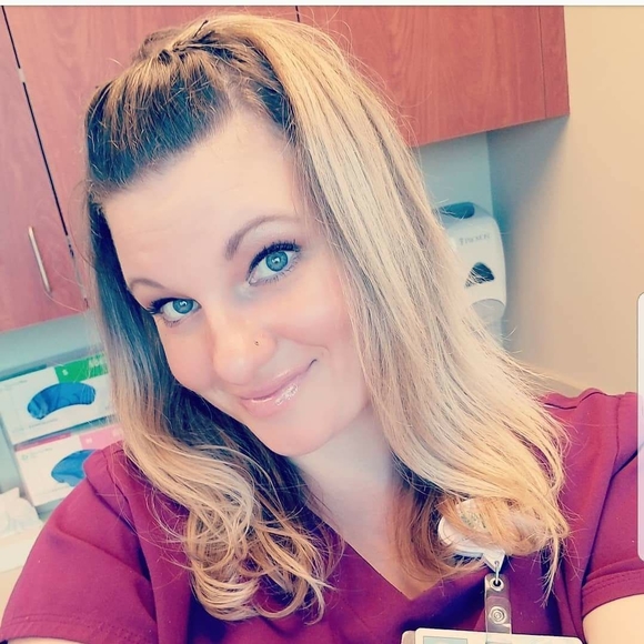 Meet your Posher, Megan - Picture 1 of 1